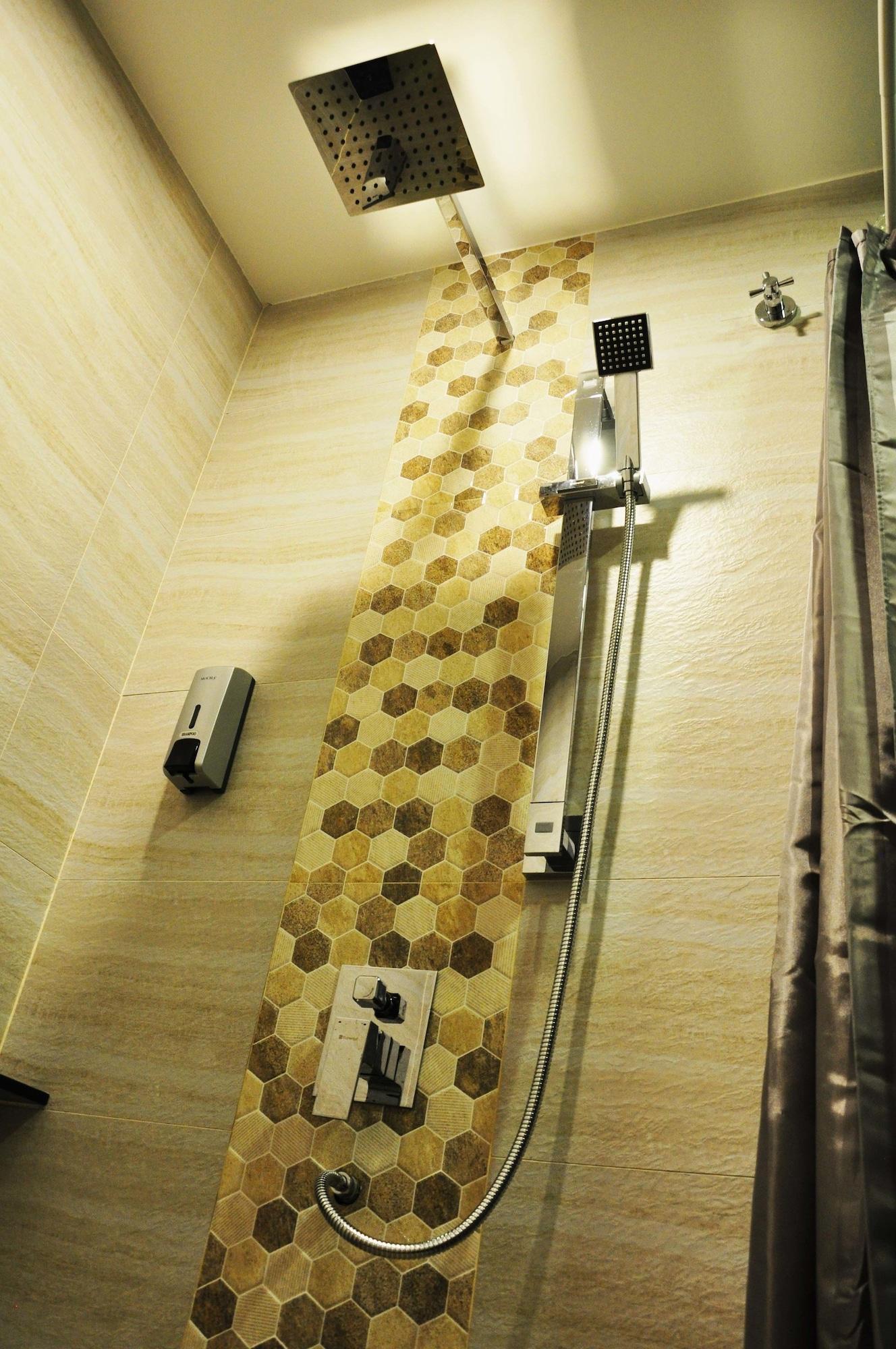 Valya Hotel, Іпох Екстер'єр фото