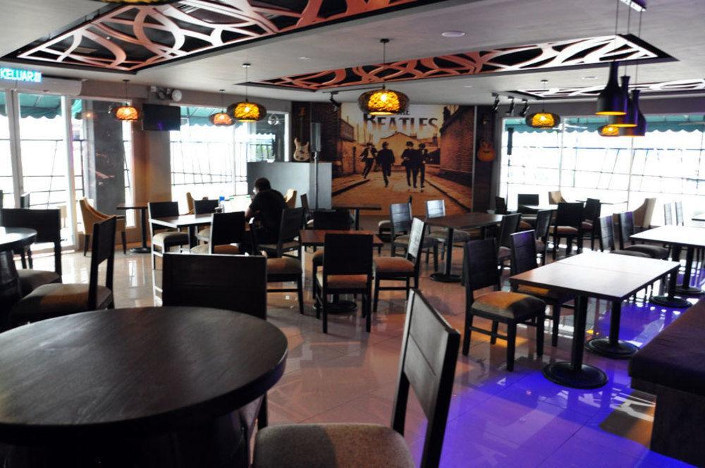 Valya Hotel, Іпох Екстер'єр фото