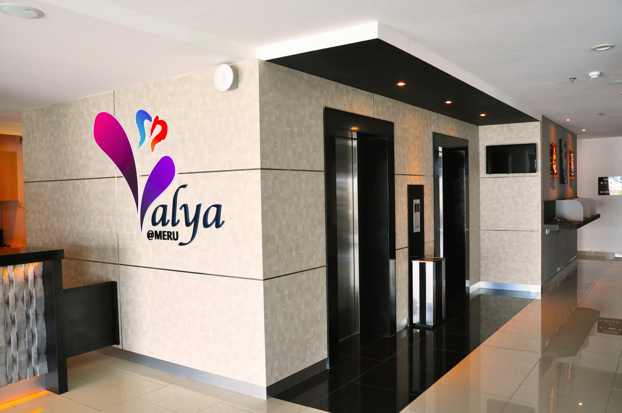 Valya Hotel, Іпох Екстер'єр фото